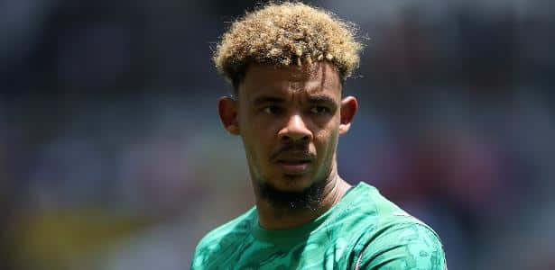 Ronwen Williams é titular absoluto do Mamelodi Sundowns, rival do Flu