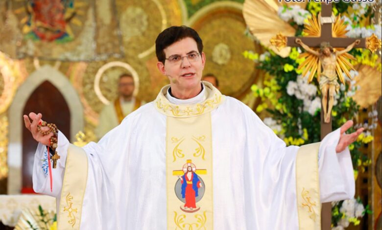 Com missa e show católico, Padre Reginaldo Manzotti se apresenta na Expoingá nesta terça-feira (13)