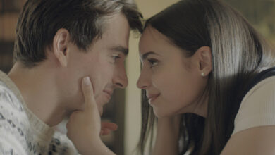 (L to R) Corey Mylchreest as Jamie and Sofia Carson as Anna in My Oxford Year.