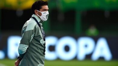 Abel revela 'bronca' em olheiros do Palmeiras por reforço do Chelsea: 'Cegos'