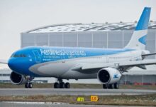 Tras un ajuste, más ventas y una ayuda del dólar, Aerolíneas vuelve a ganar plata