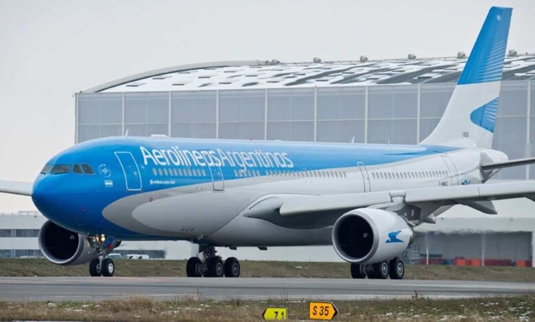 Tras un ajuste, más ventas y una ayuda del dólar, Aerolíneas vuelve a ganar plata
