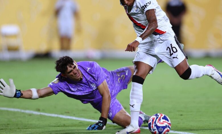Bono tenta levar Al-Hilal à semifinal do Mundial após feito inédito com Marrocos no Catar em 2022