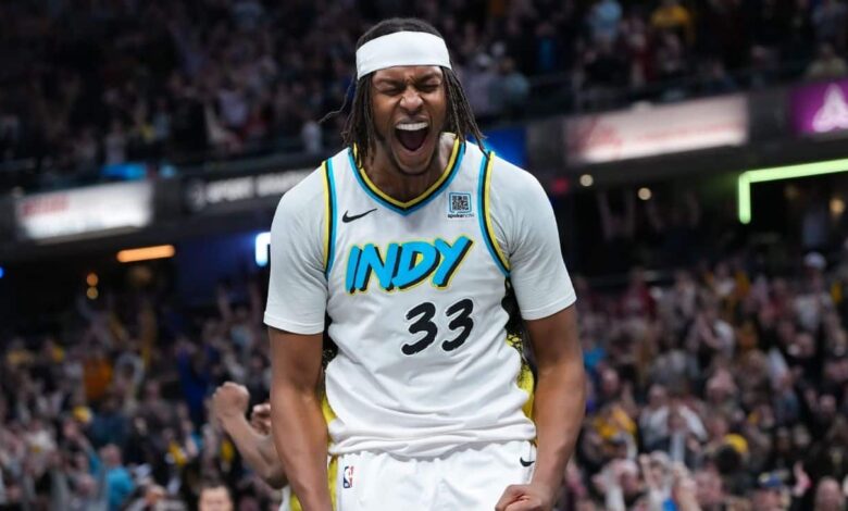 Sources - Bucks waive Damian Lillard, reach deal with Myles Turner