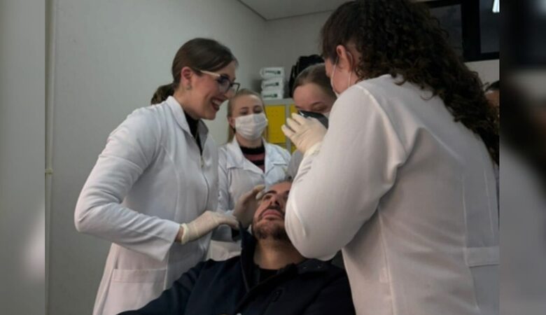 Curso de Estética e Cosmética da URI promove aula especial sobre Tricologia