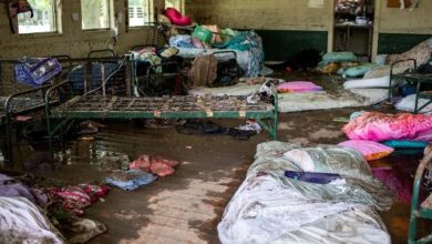 Cabana do acapamento de férias Camp Mystic após ser invadida por lama. Colonia de férias fica à beira do rio Guadalupe, que transbordou nas chuvas que atingiram o Texas