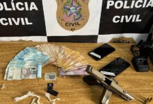 Operação prende gerente do tráfico em Fundão, além de armas e dinheiro