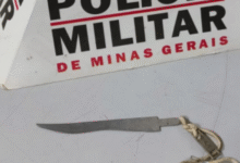 Homem é preso após ameaçar pais com faca no bairro Vila Rosa; um dos idosos é acamado