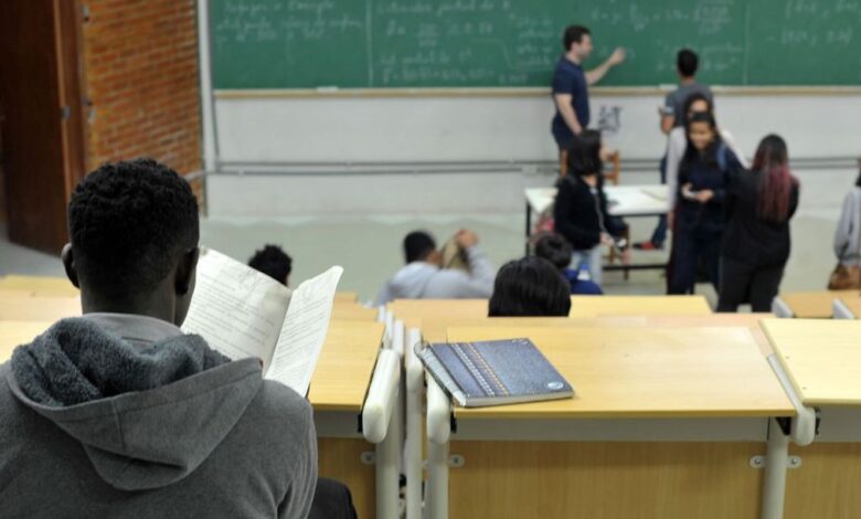 Inscrições do Fies para este semestre começam na segunda-feira