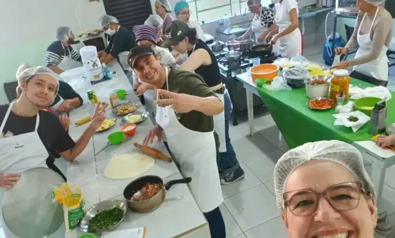 Folha Extra
