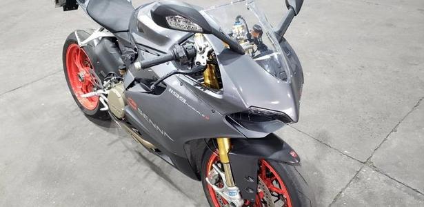 Ducati 1199 Panigale S Senna vai a leilão na próxima terça (8); lances já ultrapassaram o valor de R$ 180 mil