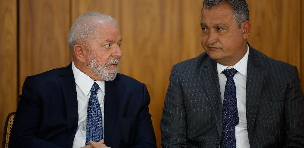 O presidente Lula (PT) e Rui Costa (Casa Civil) em evento no Palácio do Planalto
