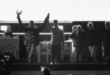 Oasis em seu primeiro show de reunião em Cardiff