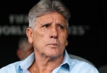 seta para fechar a publicidade
