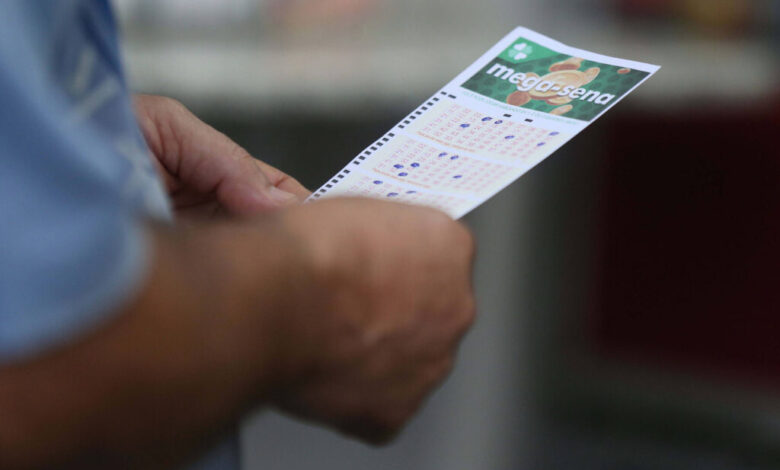 Mega-Sena 2885: veja o resultado às 20h desta terça (8) - 08/07/2025 - Cotidiano