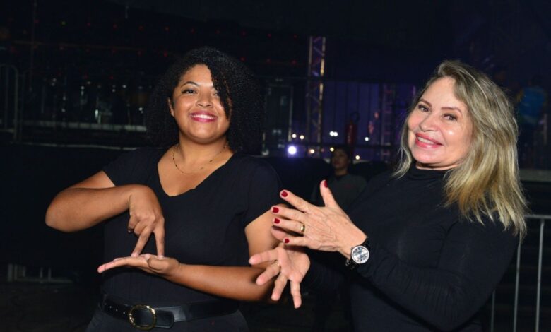Shows do São João no Parque Anauá têm intérpretes de Libras pela 1ª vez