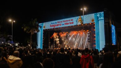 Fé, música e tradição marcam primeiro dia de shows na Festa de N. S. do Amparo