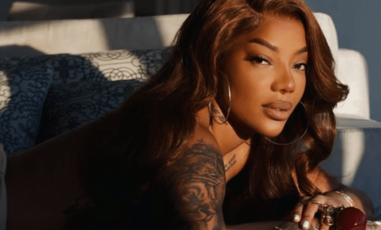 Ludmilla recebe caixa misteriosa e lança site enigmático antes de shows nos EUA