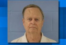 Man arrested after allegedly stalking Illini West student